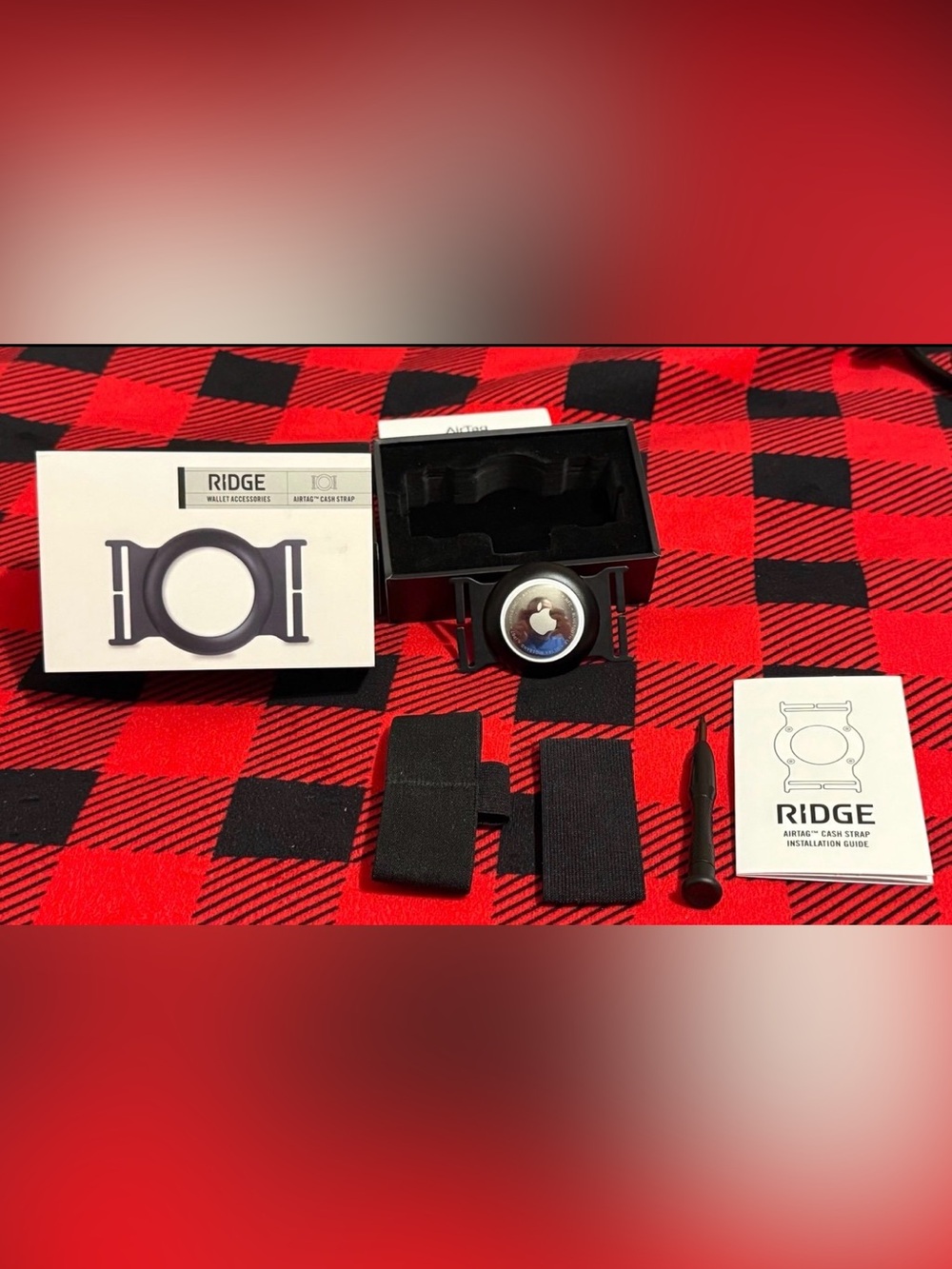 Ridge Airtag Cash Strap with Airtag Included Used but in Great  Condition